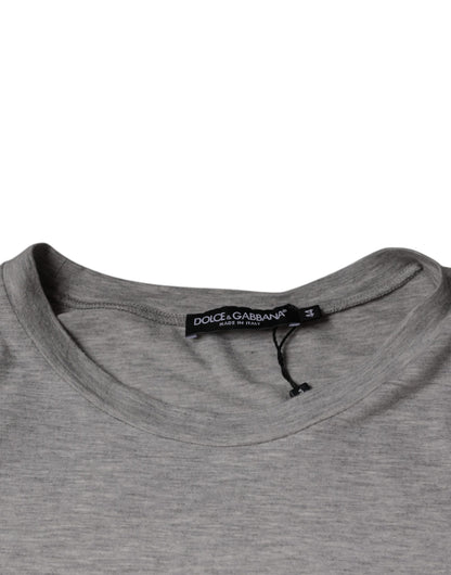 Graues T-Shirt mit Rundhalsausschnitt und kurzen Ärmeln und Logo-Print