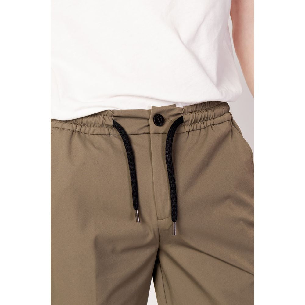 Grüne Nylon-Shorts