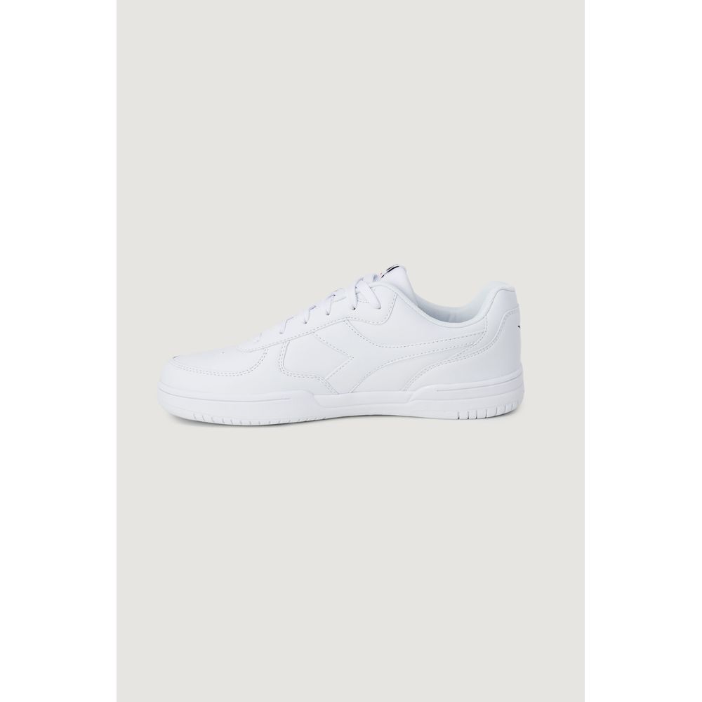 Weißer Sneaker aus Kunstleder