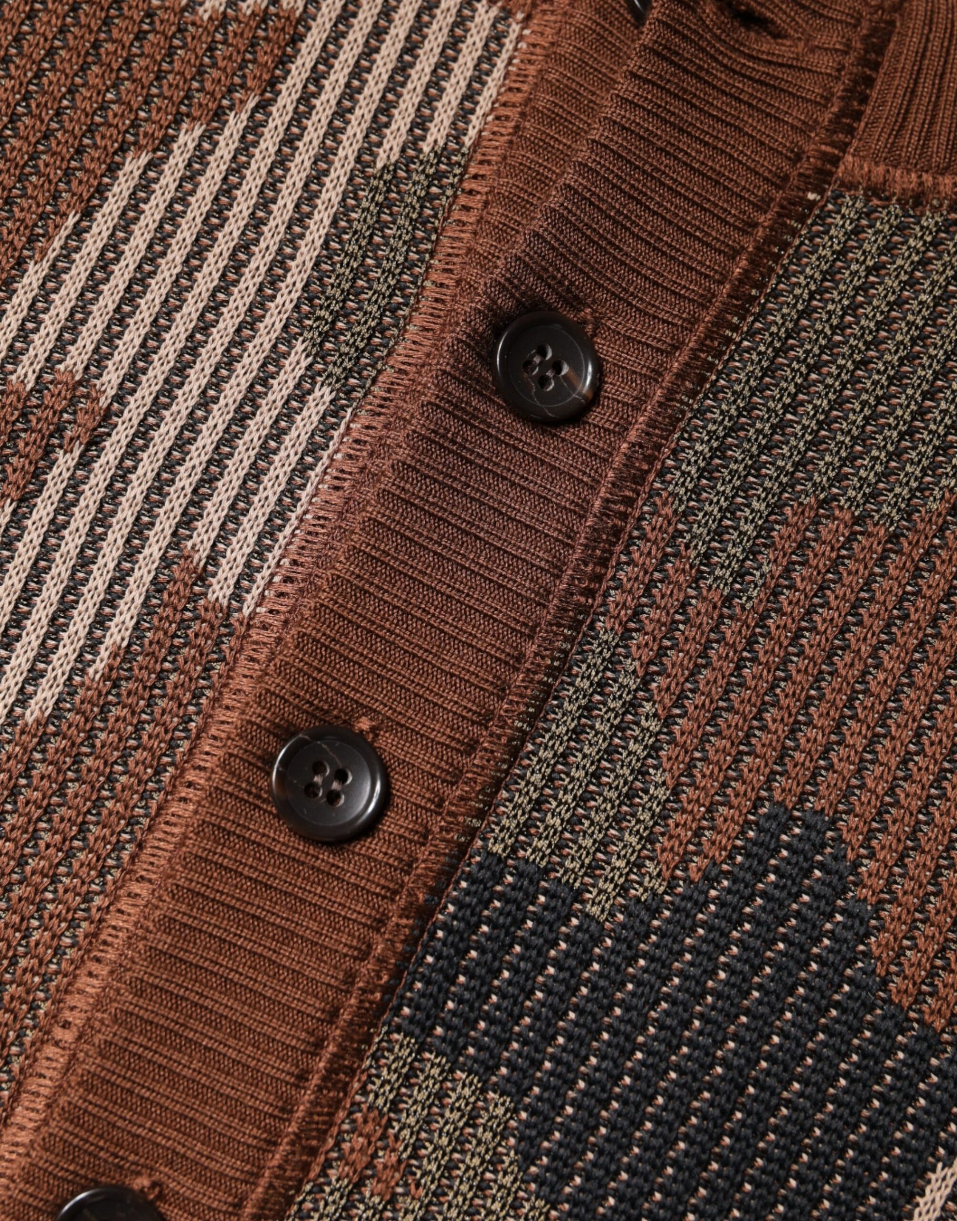 Mehrfarbiger Camouflage-Pullover für Herren