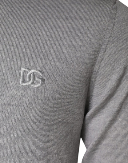 Hellgrauer Pullover aus Wolle mit Rundhalsausschnitt