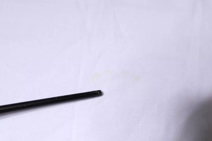 Weißes T-Shirt aus Baumwolle mit V-Ausschnitt und kurzen Ärmeln