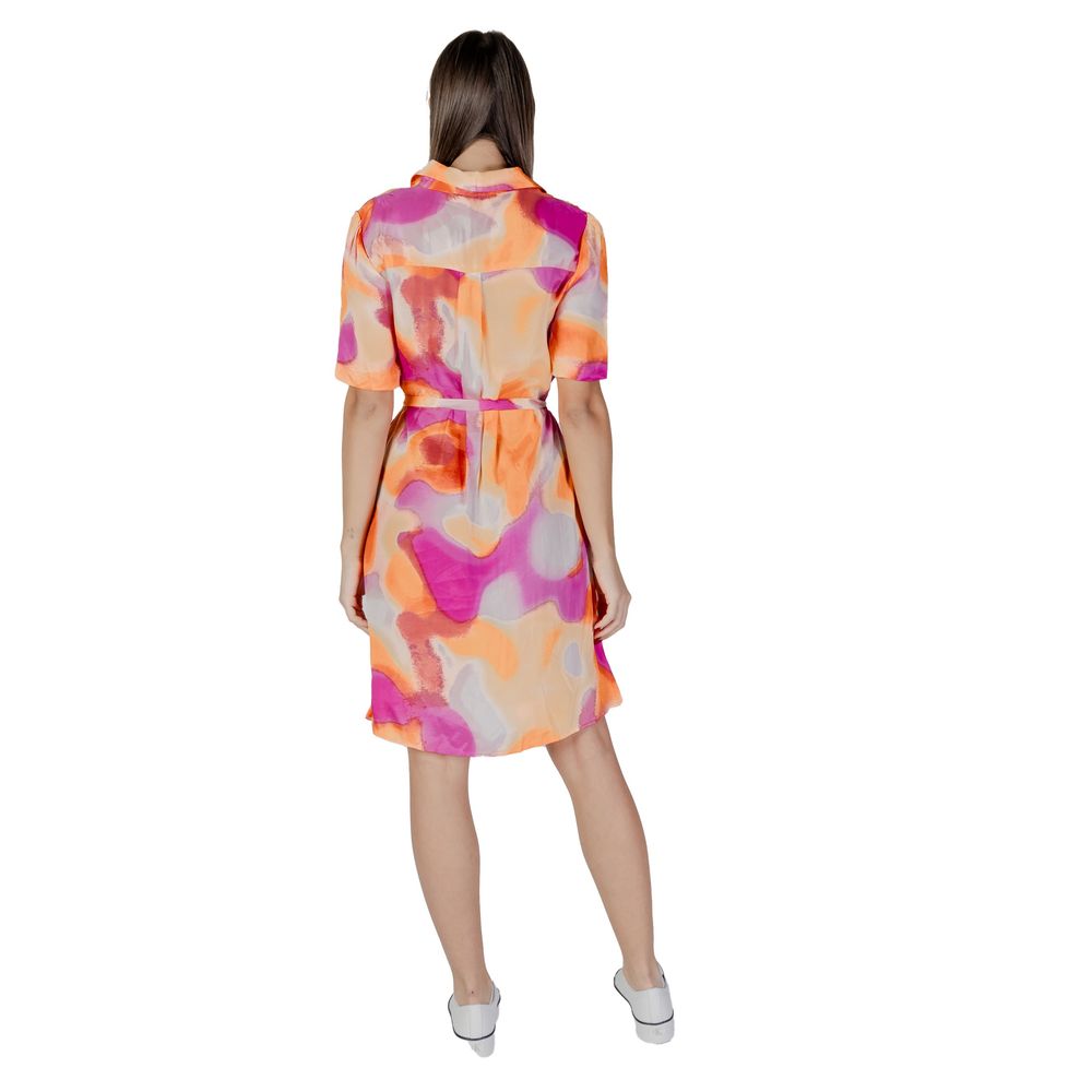 Oranges Baumwollkleid