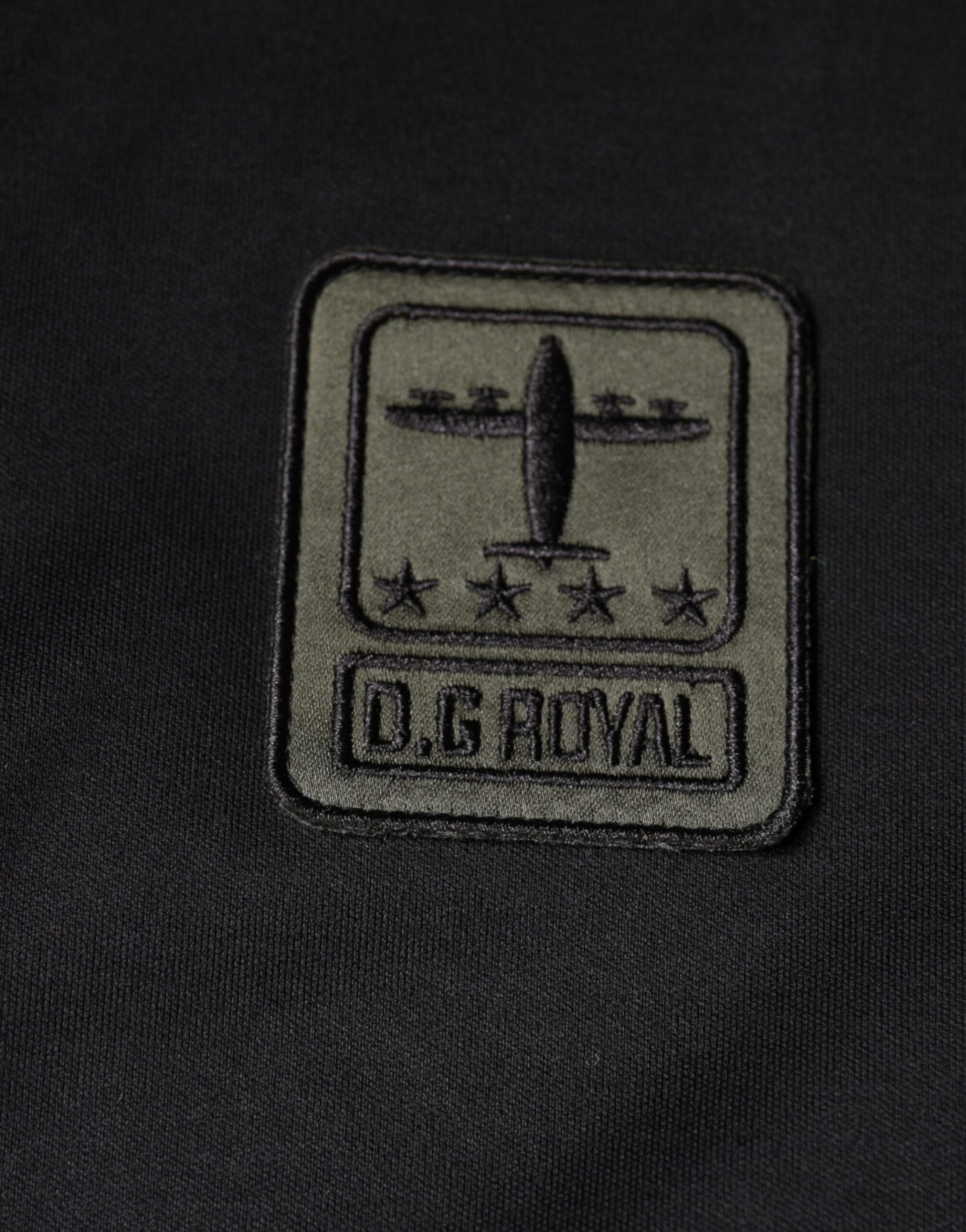 Mehrfarbiges Rundhals-T-Shirt aus Baumwolle mit Camouflage-Muster