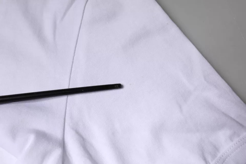 Weißes Baumwoll-T-Shirt mit Rundhalsausschnitt und Logo-Herz