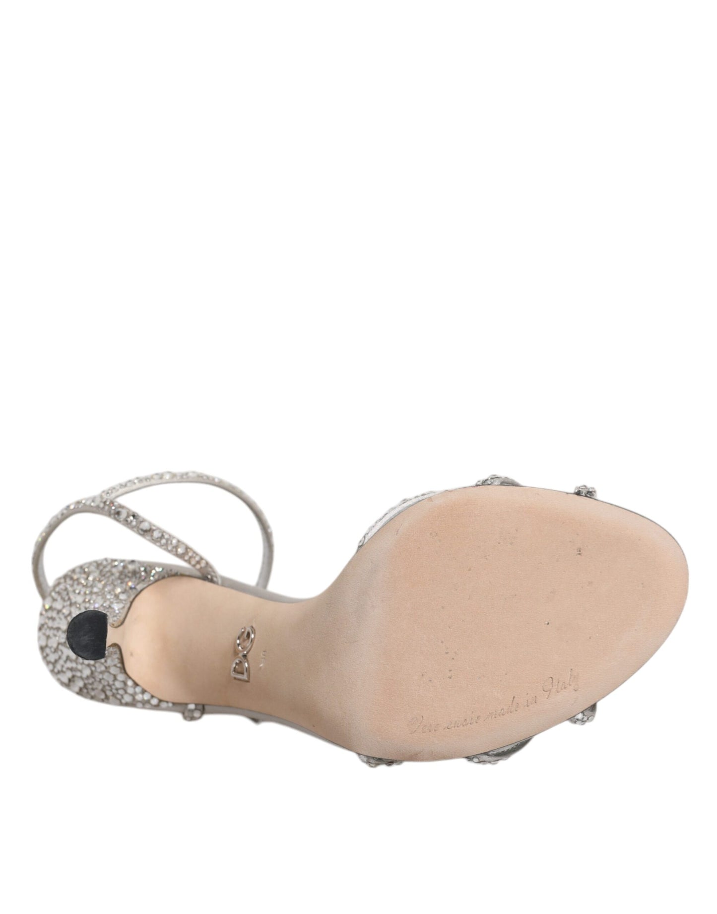 Silberfarbene Sandalen mit Knöchelriemen und Kristallen