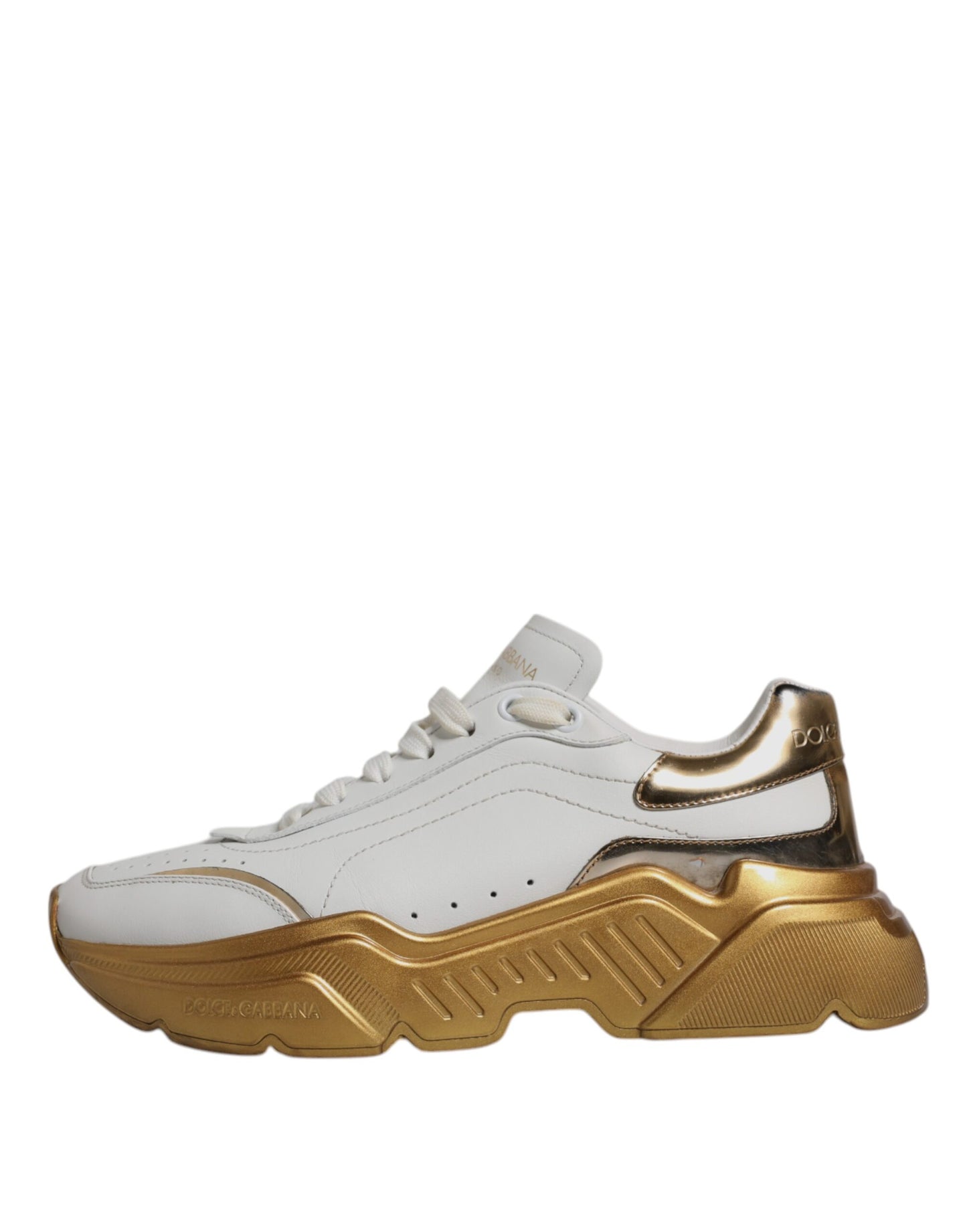 Daymaster Low Top Sneaker in Weiß und Gold