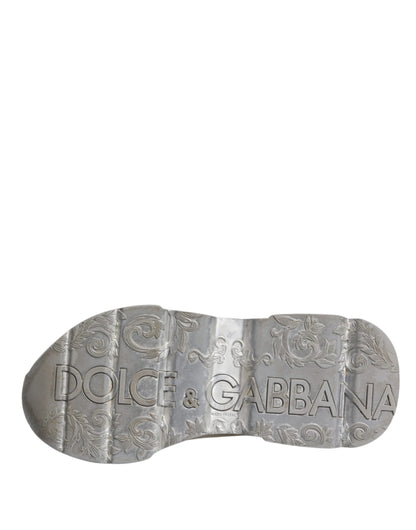 Weiße silberne Daymaster Low Top Sneakers Schuhe