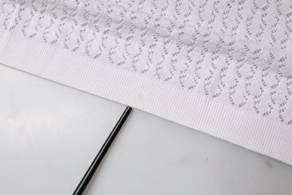 Weißer Seiden-Cardigan mit Knopfleiste