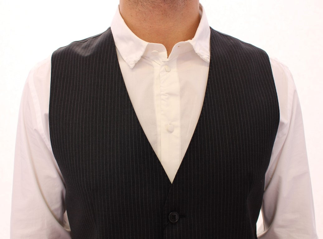 Elegante grau gestreifte Weste
