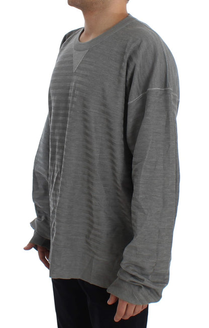 Eleganter grauer Pullover mit Rundhalsausschnitt aus Seide