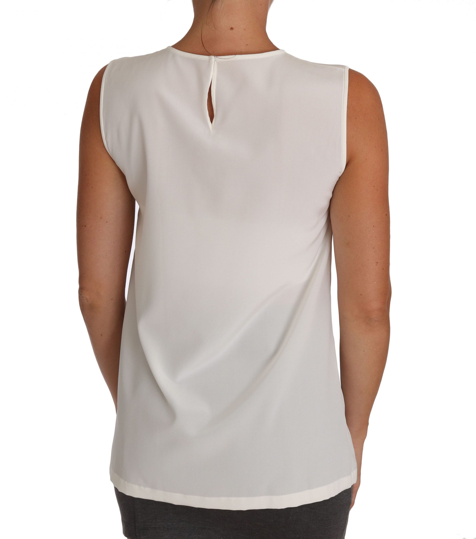 Verzauberte Seidenbluse mit Kristallverzierung