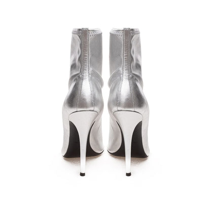 silberne Lederstiefel