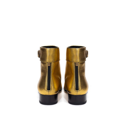 goldener Lederstiefel
