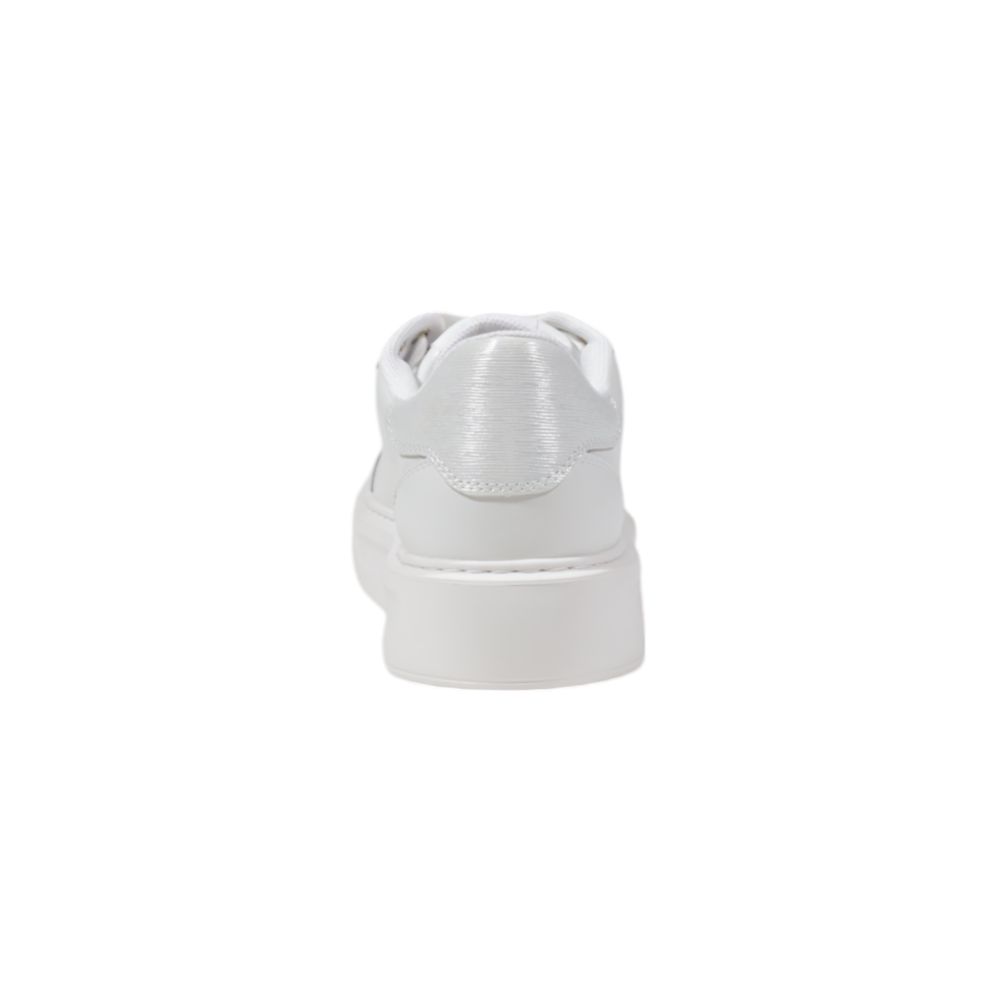 Cream Leather Sneaker