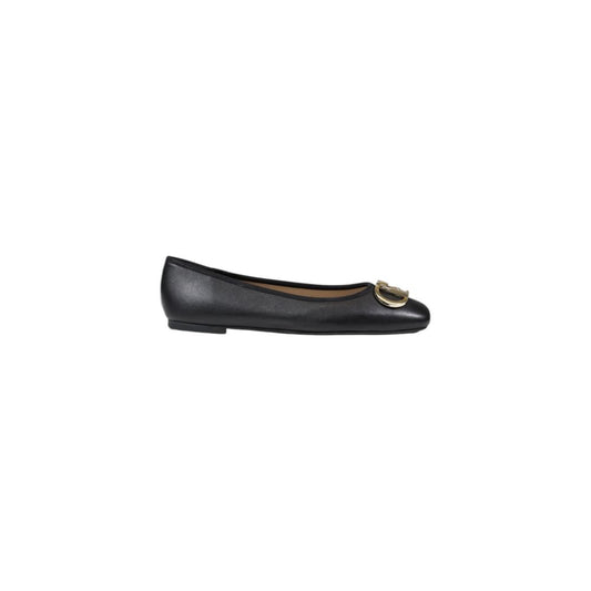 Black Leather Flat Shoe