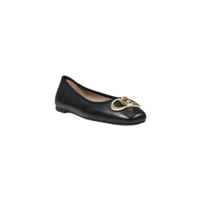 Black Leather Flat Shoe