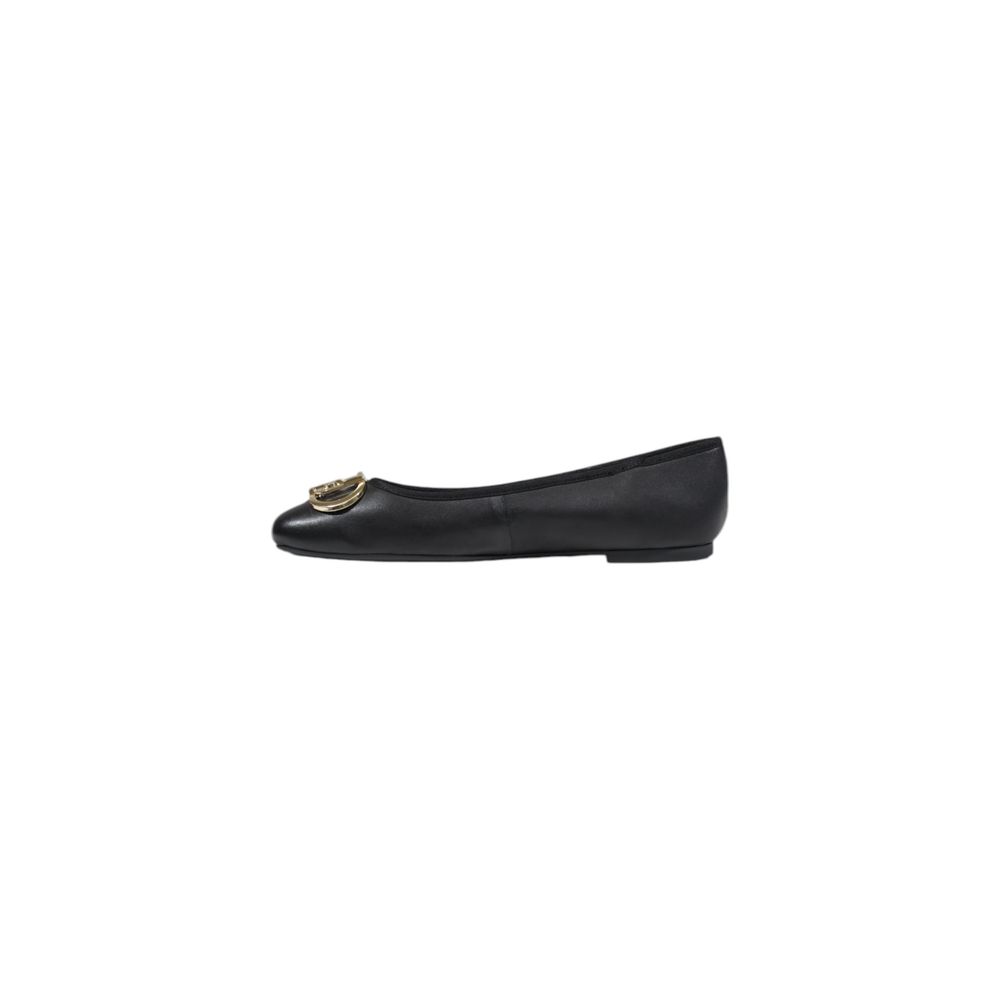 Black Leather Flat Shoe